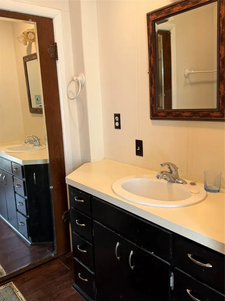 320 S Wisconsin Street Conrad MT 59425