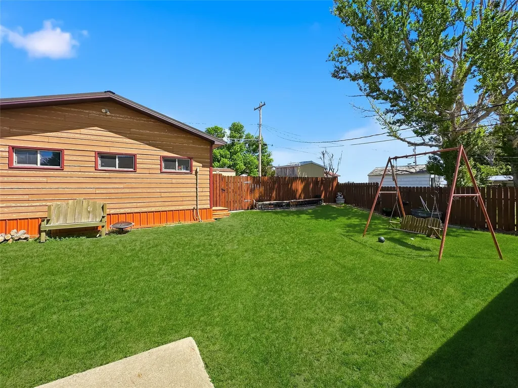 425 8th Avenue S Cut Bank MT 59427