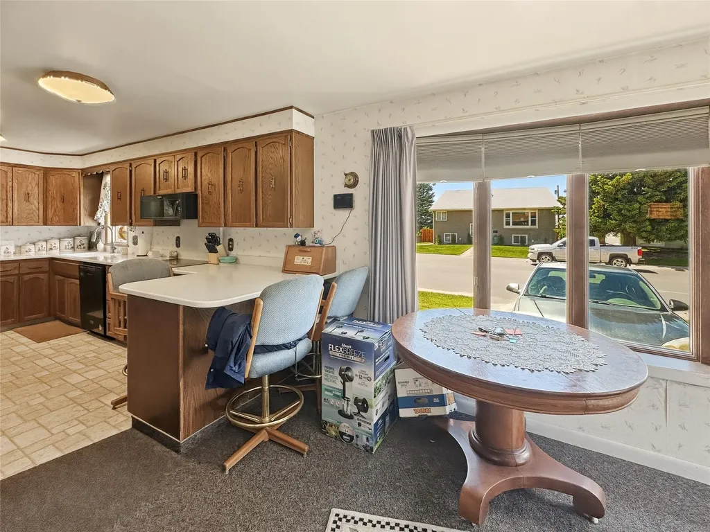 425 8th Avenue S Cut Bank MT 59427