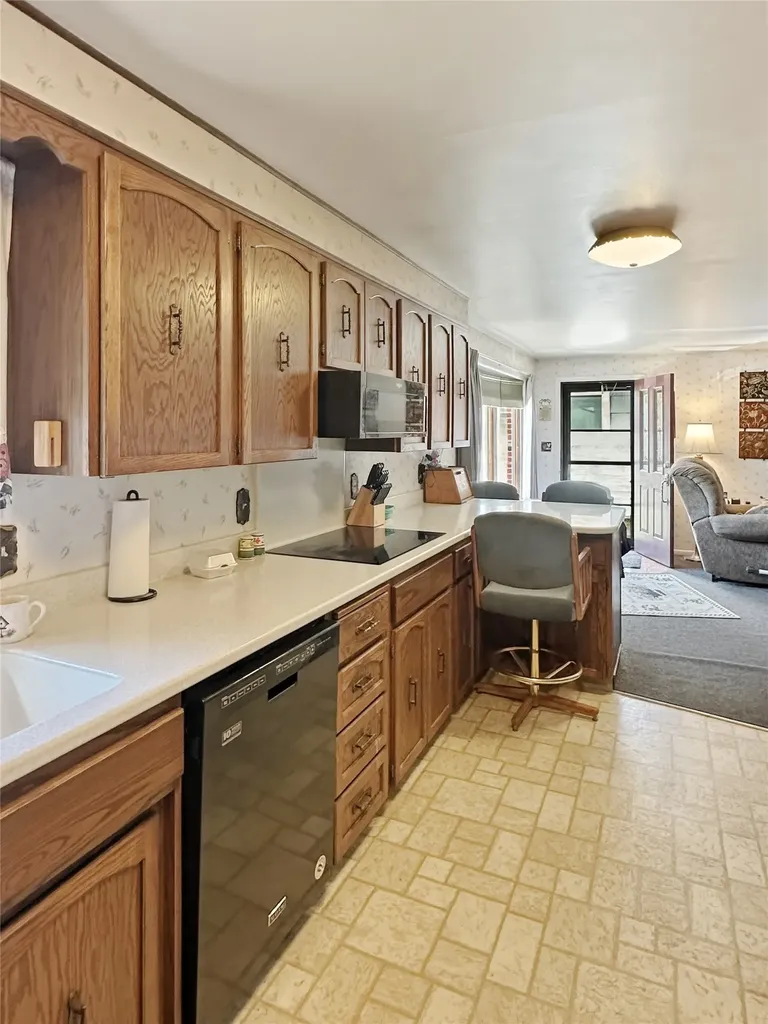 425 8th Avenue S Cut Bank MT 59427