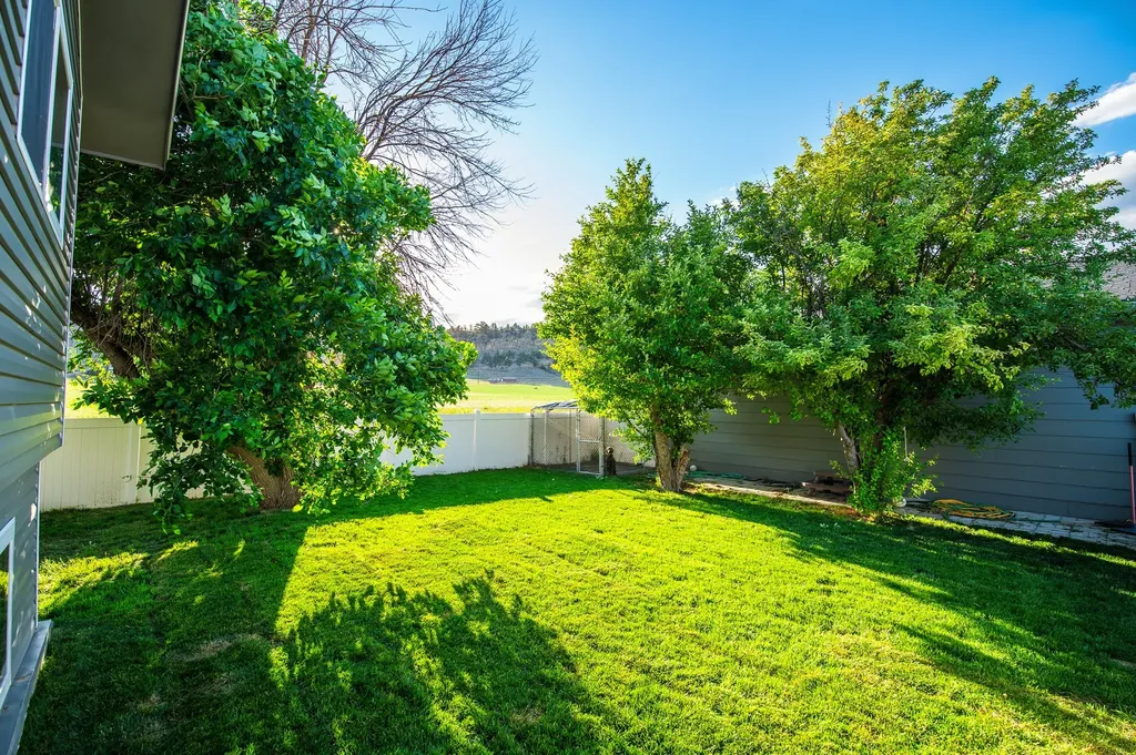 601 W Park Avenue Bridger MT 59014