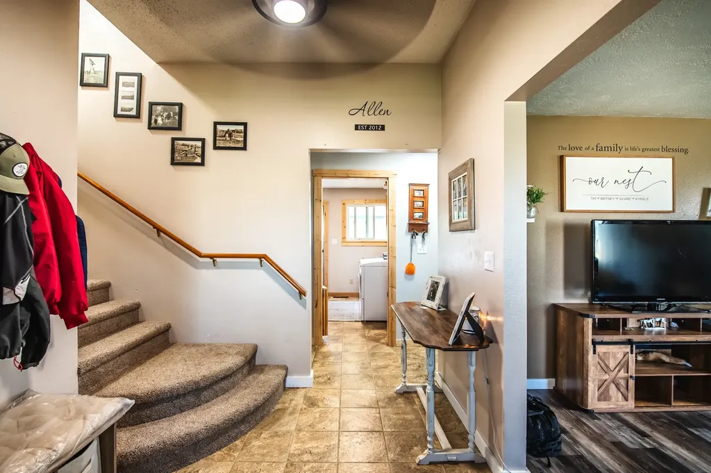 601 W Park Avenue Bridger MT 59014