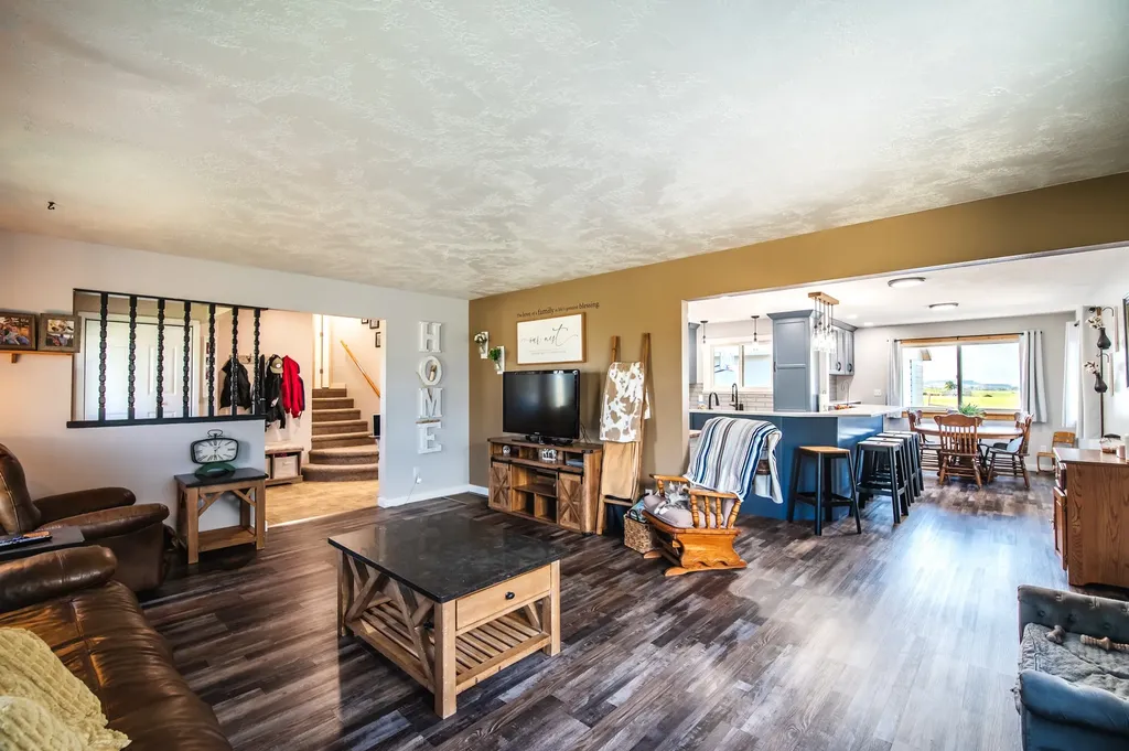 601 W Park Avenue Bridger MT 59014