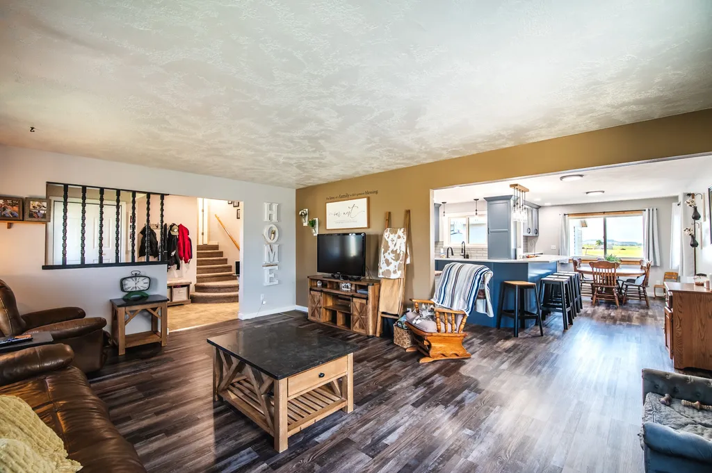 601 W Park Avenue Bridger MT 59014