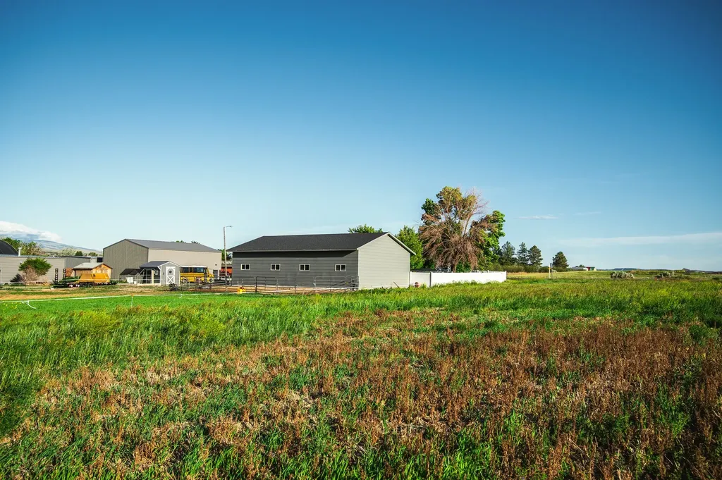 601 W Park Avenue Bridger MT 59014