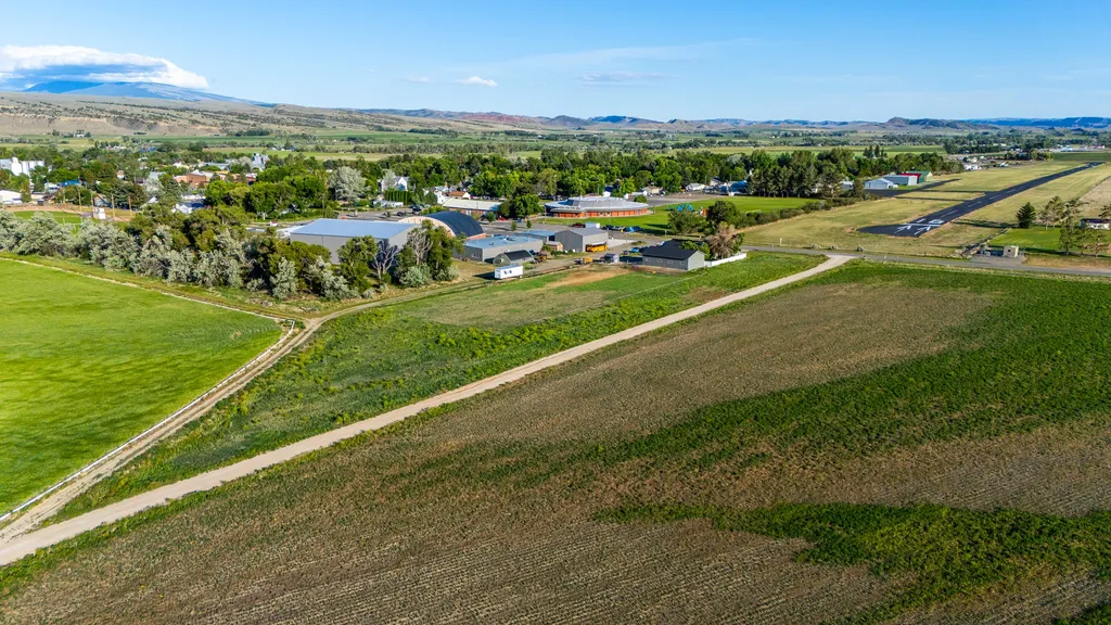 601 W Park Avenue Bridger MT 59014
