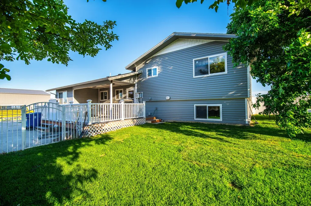 601 W Park Avenue Bridger MT 59014