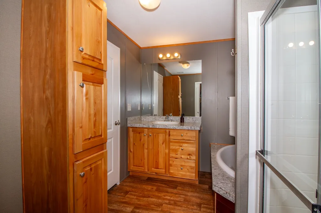 220 Gunsite Loop Kalispell MT 59901