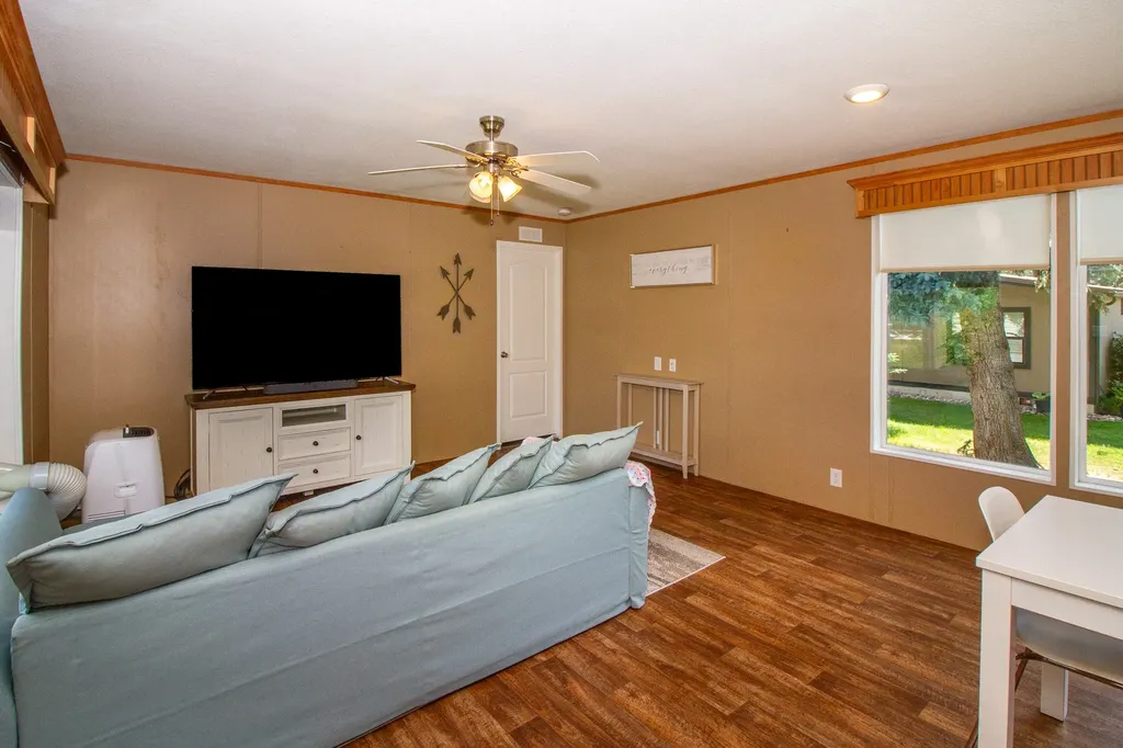 220 Gunsite Loop Kalispell MT 59901