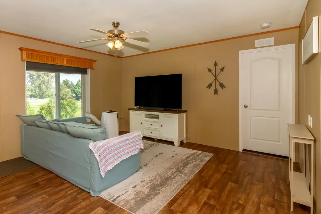 220 Gunsite Loop Kalispell MT 59901