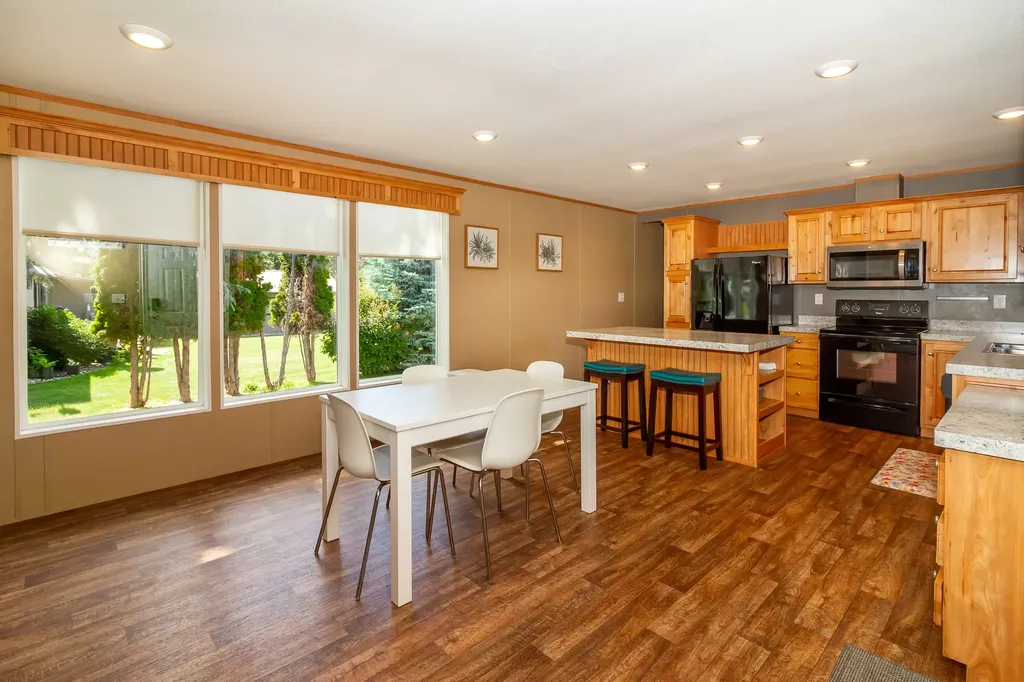 220 Gunsite Loop Kalispell MT 59901