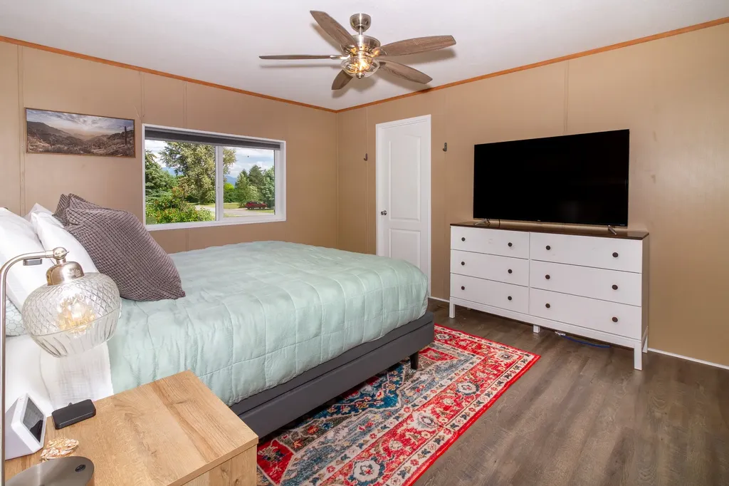 220 Gunsite Loop Kalispell MT 59901