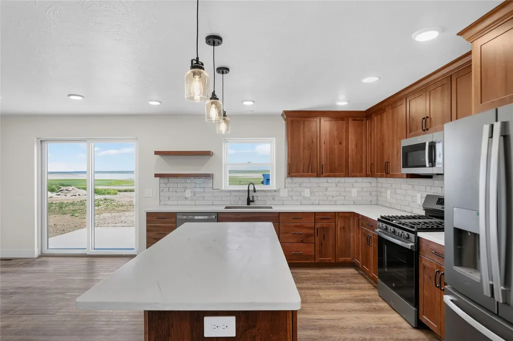 209 42nd Avenue NE Great Falls MT 59404