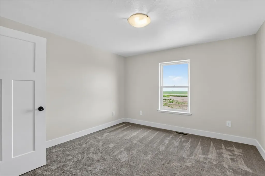 209 42nd Avenue NE Great Falls MT 59404