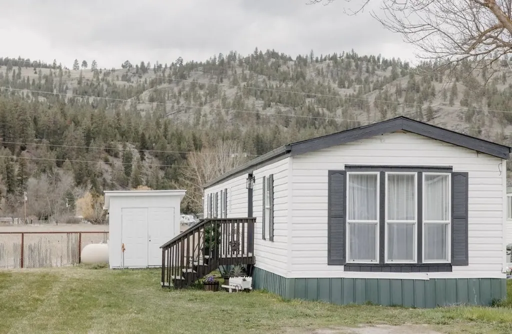 3360 Big Flat Road Missoula MT 59804