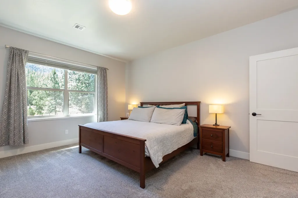 1117 Reardon Lane Alberton MT 59820
