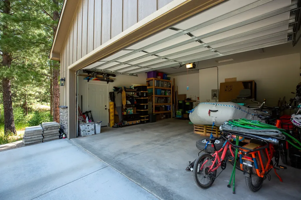 1117 Reardon Lane Alberton MT 59820