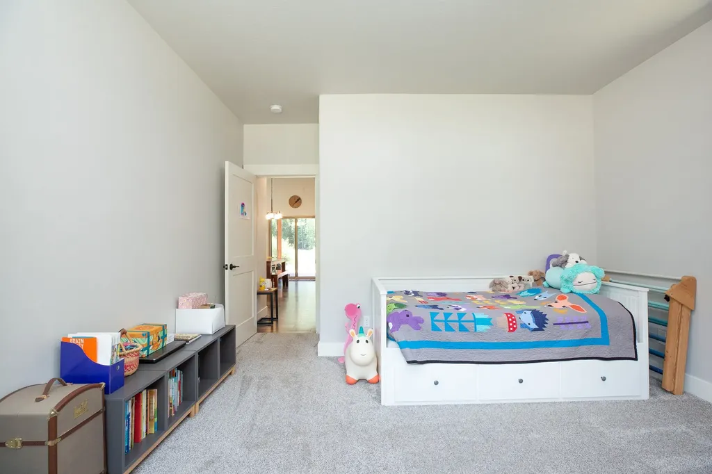 1117 Reardon Lane Alberton MT 59820