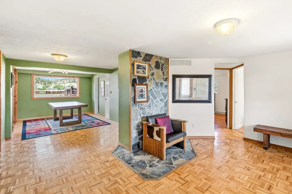 117 S Cleveland Street Boulder MT 59632