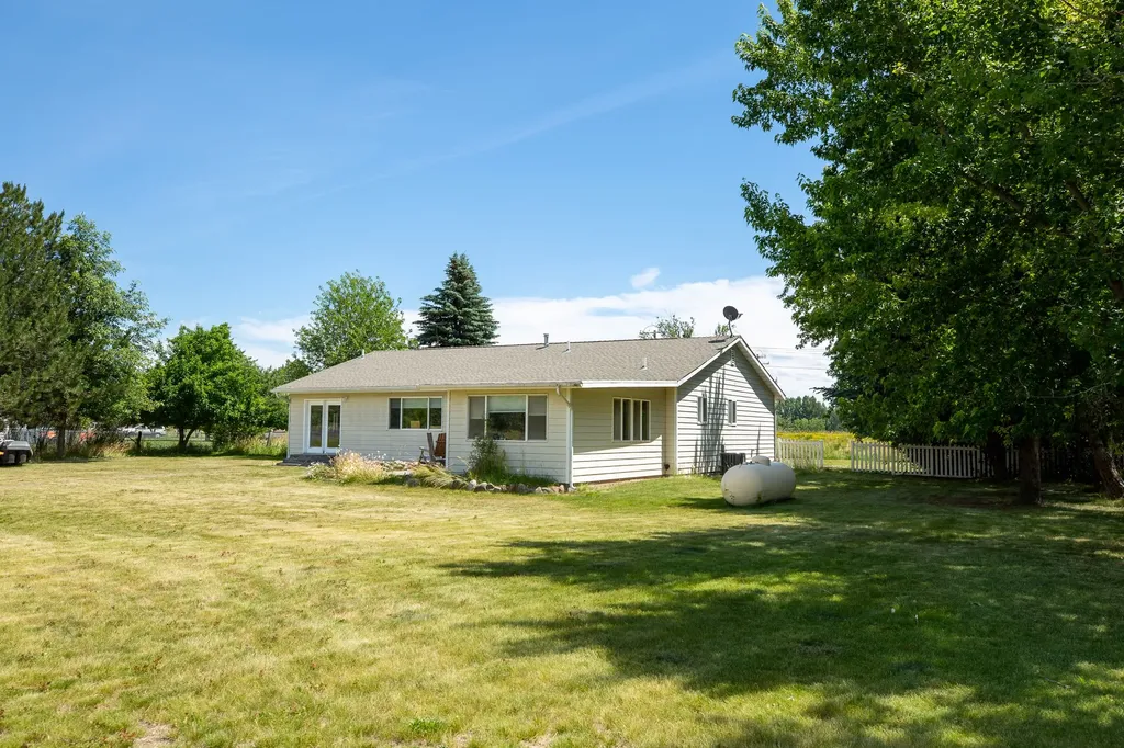 16025 Broken Arrow Lane Frenchtown MT 59834