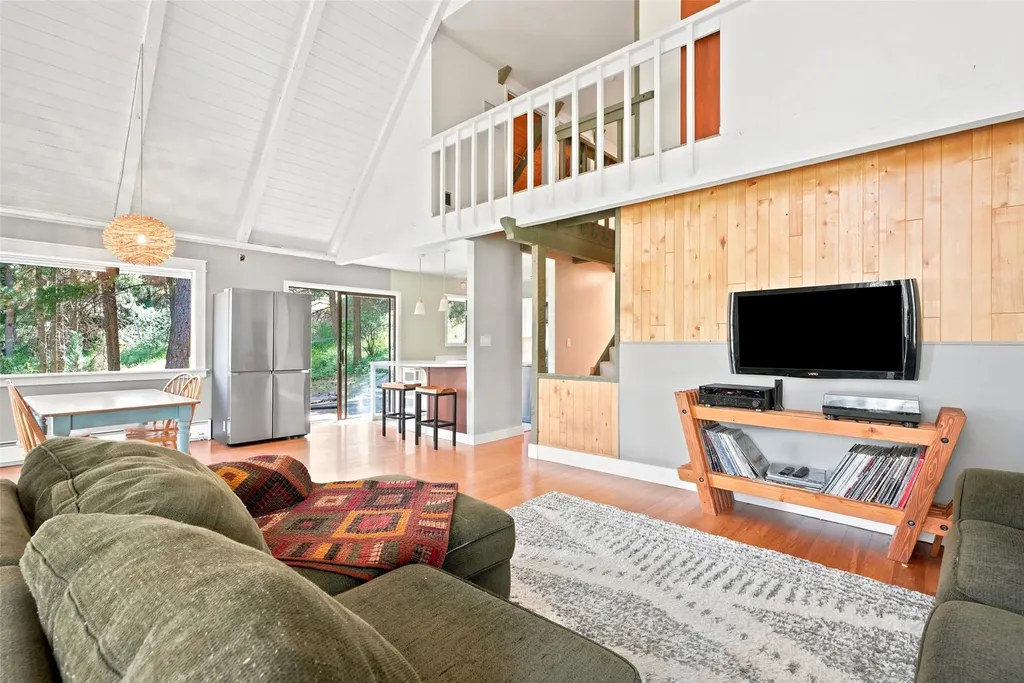 437 Owings Loop Hamilton MT 59840