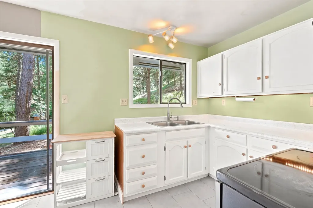 437 Owings Loop Hamilton MT 59840