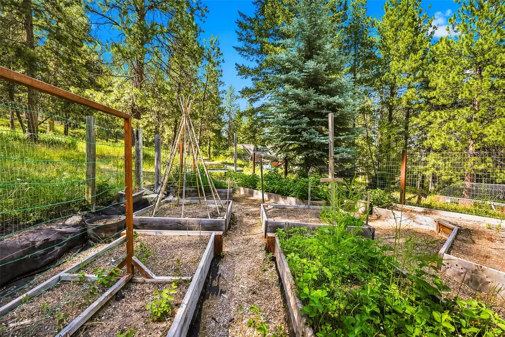 437 Owings Loop Hamilton MT 59840