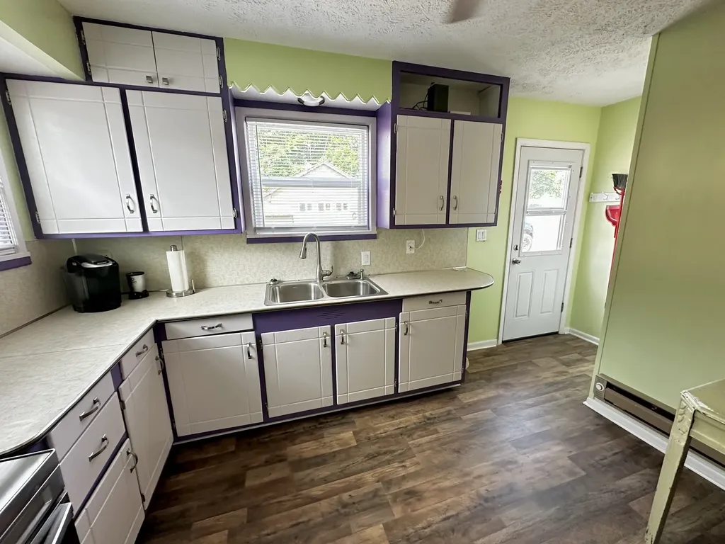 303 4th Avenue E Superior MT 59872