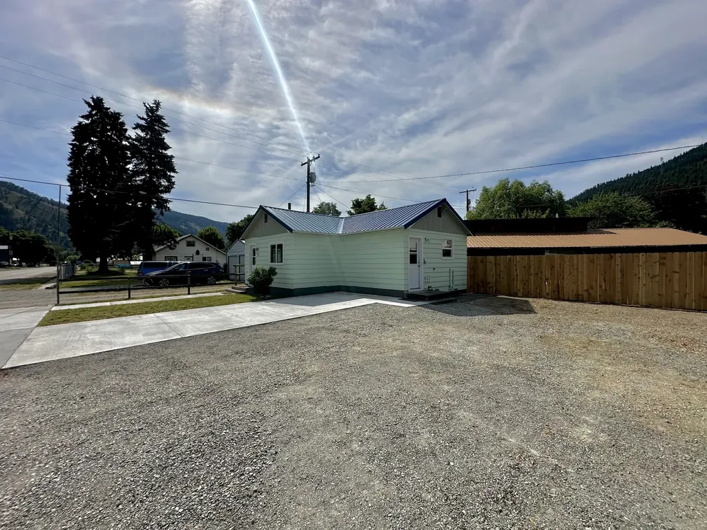 303 4th Avenue E Superior MT 59872