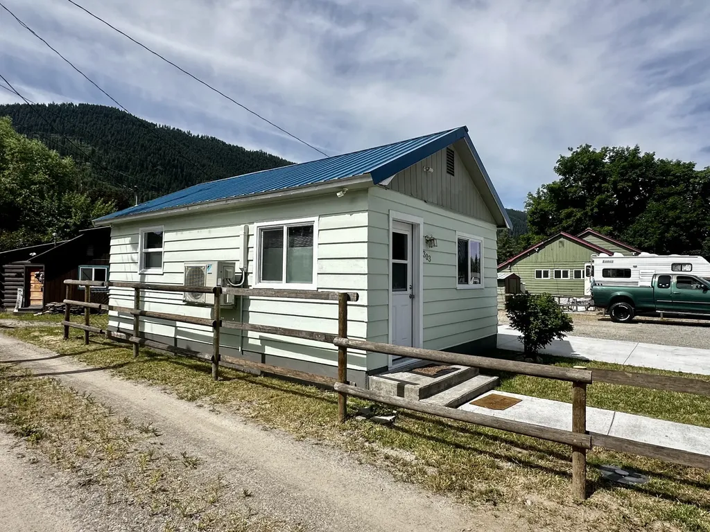 303 4th Avenue E Superior MT 59872