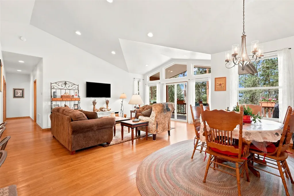 610 El Capitan Loop Stevensville MT 59870