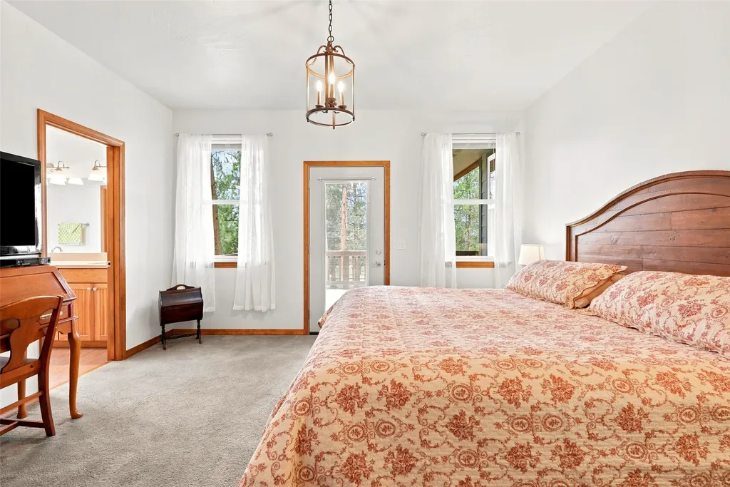 610 El Capitan Loop Stevensville MT 59870