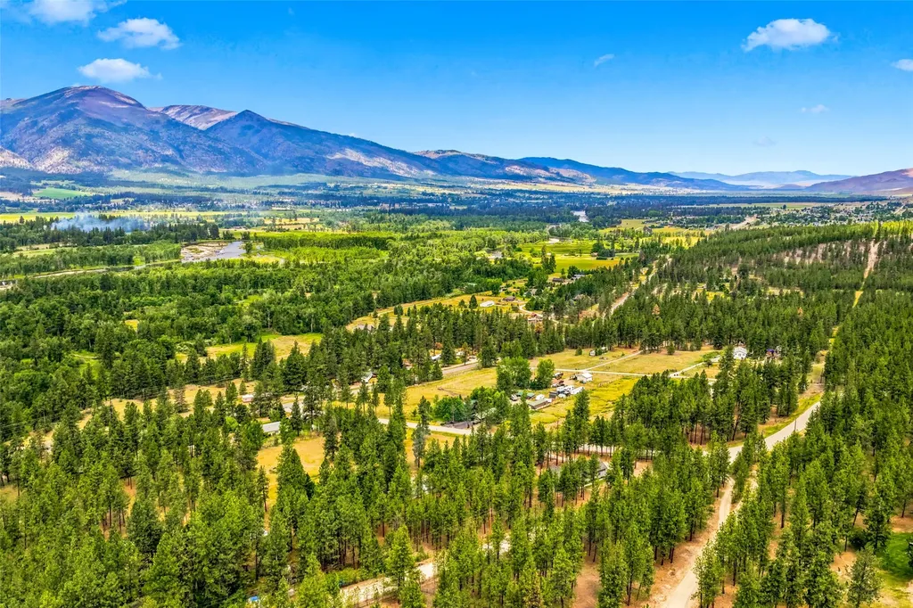 610 El Capitan Loop Stevensville MT 59870