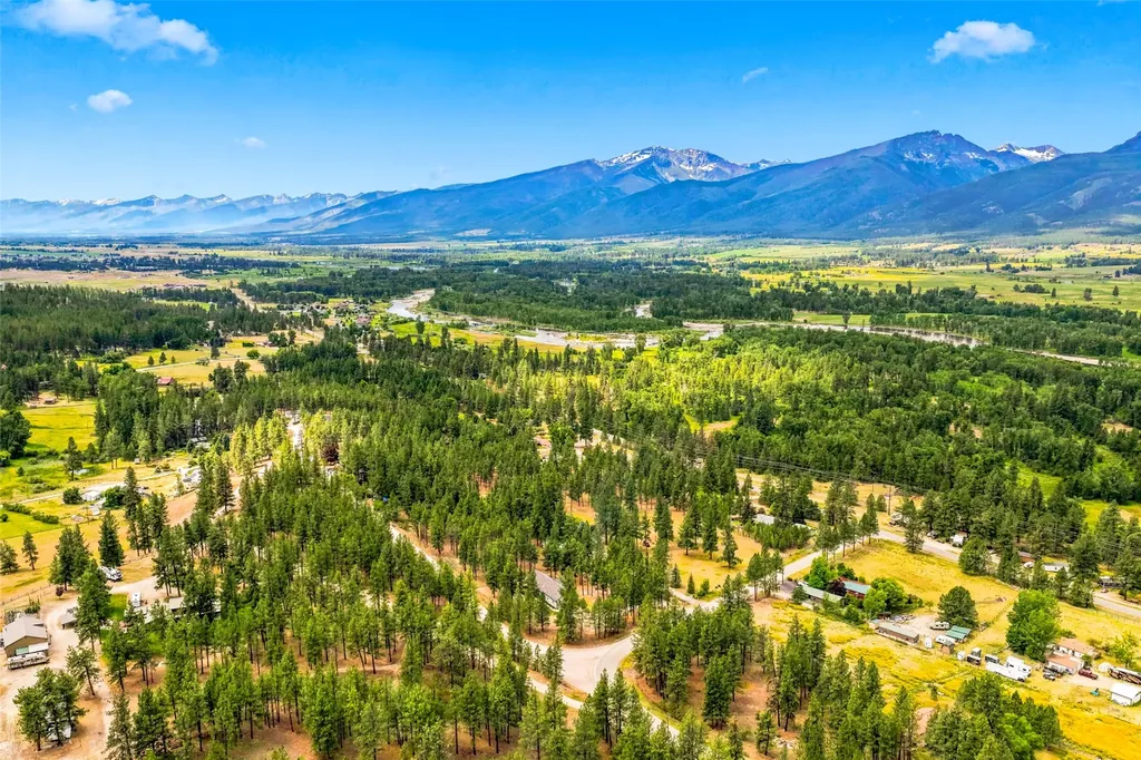 610 El Capitan Loop Stevensville MT 59870