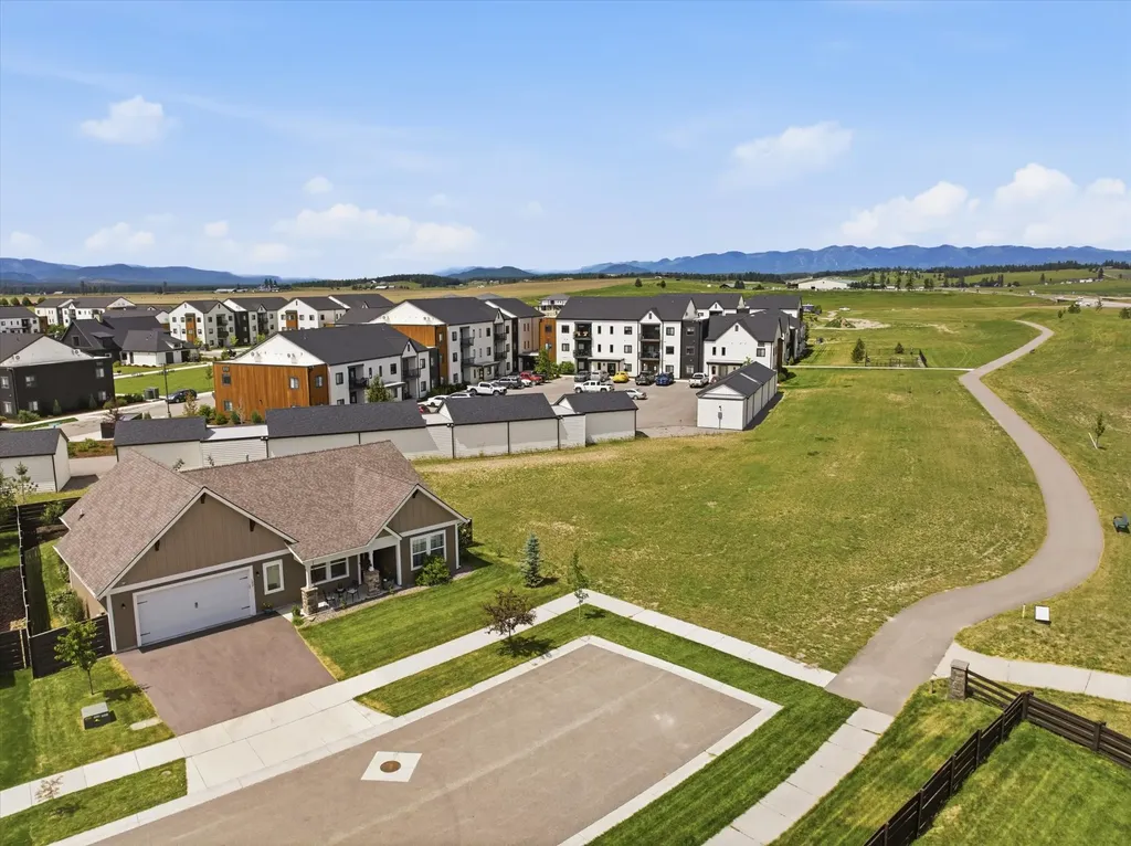 183 Silver Tip Trail Kalispell MT 59901