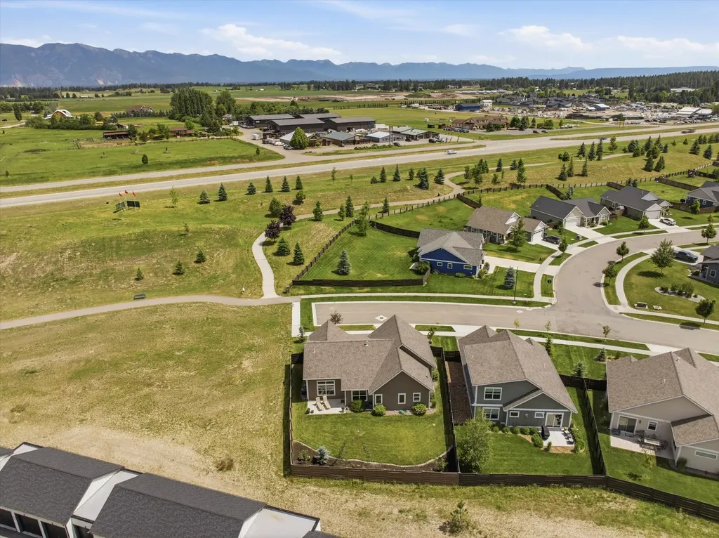 183 Silver Tip Trail Kalispell MT 59901