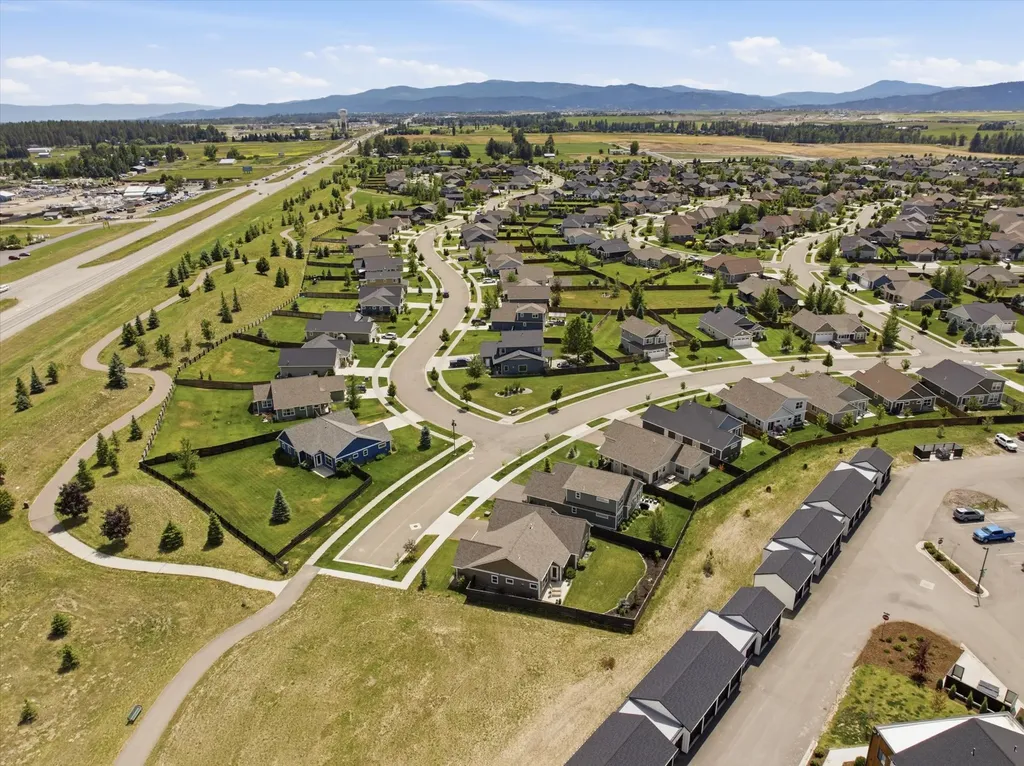 183 Silver Tip Trail Kalispell MT 59901