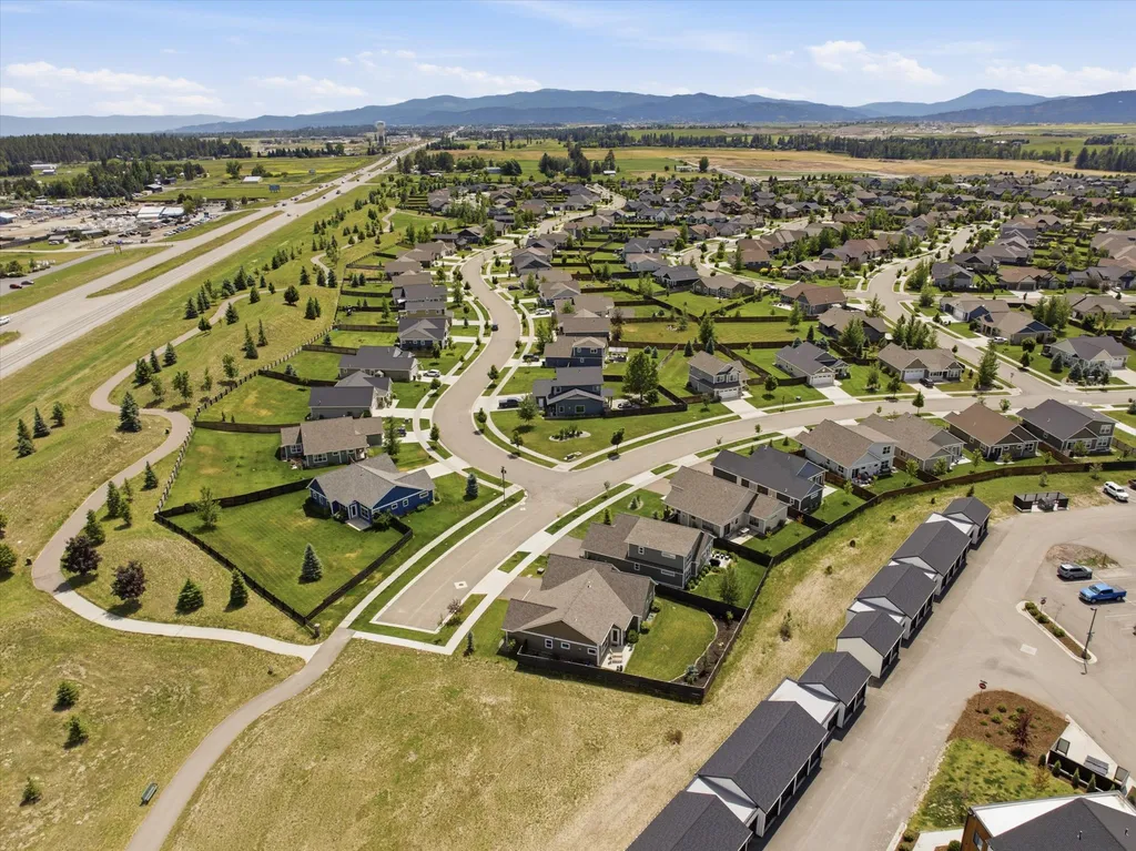 183 Silver Tip Trail Kalispell MT 59901