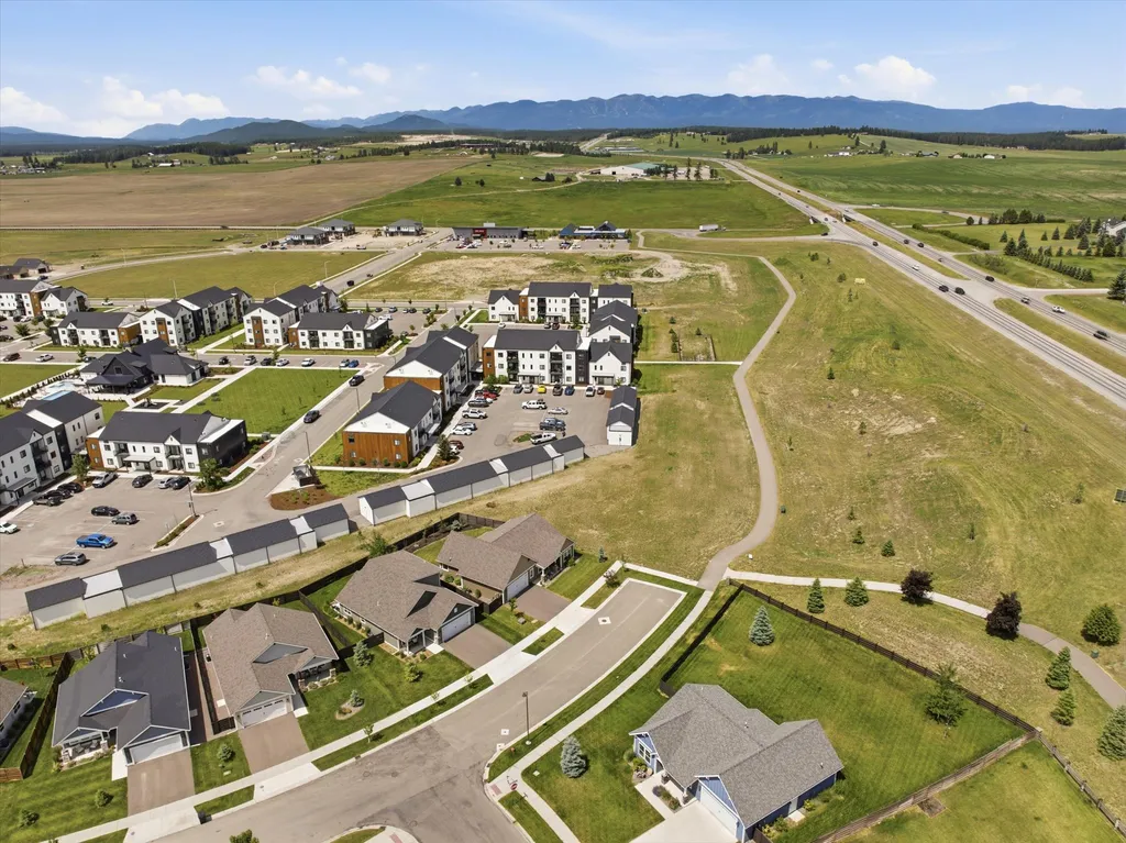 183 Silver Tip Trail Kalispell MT 59901