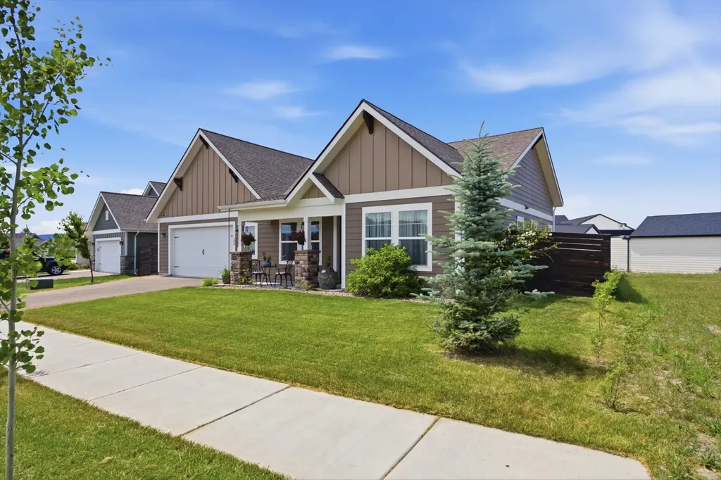 183 Silver Tip Trail Kalispell MT 59901