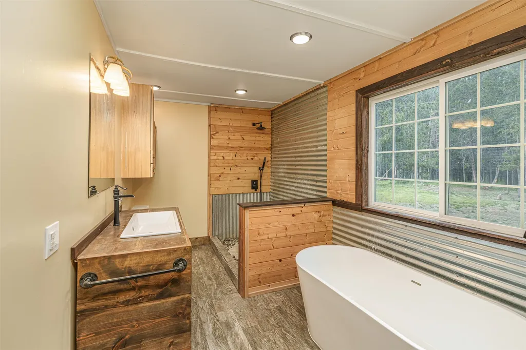 675 Griz Lane Marion MT 59925