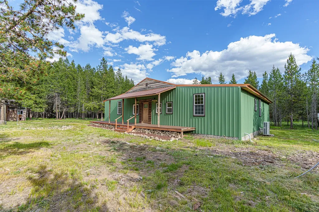 675 Griz Lane Marion MT 59925