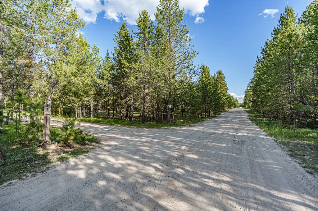 675 Griz Lane Marion MT 59925