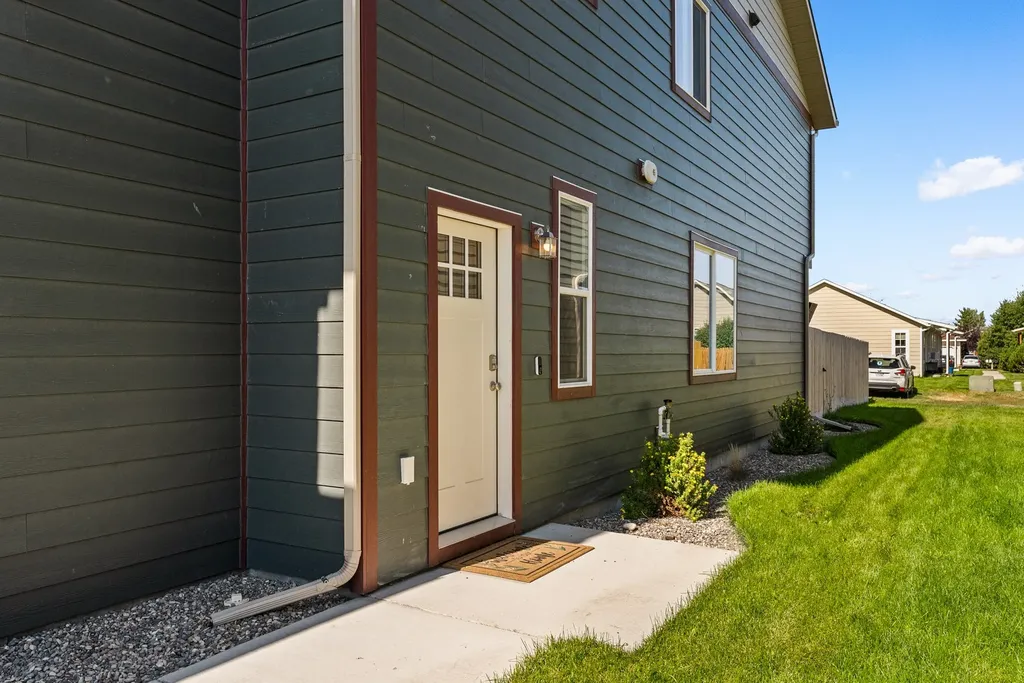 97 9th Street Belgrade MT 59714