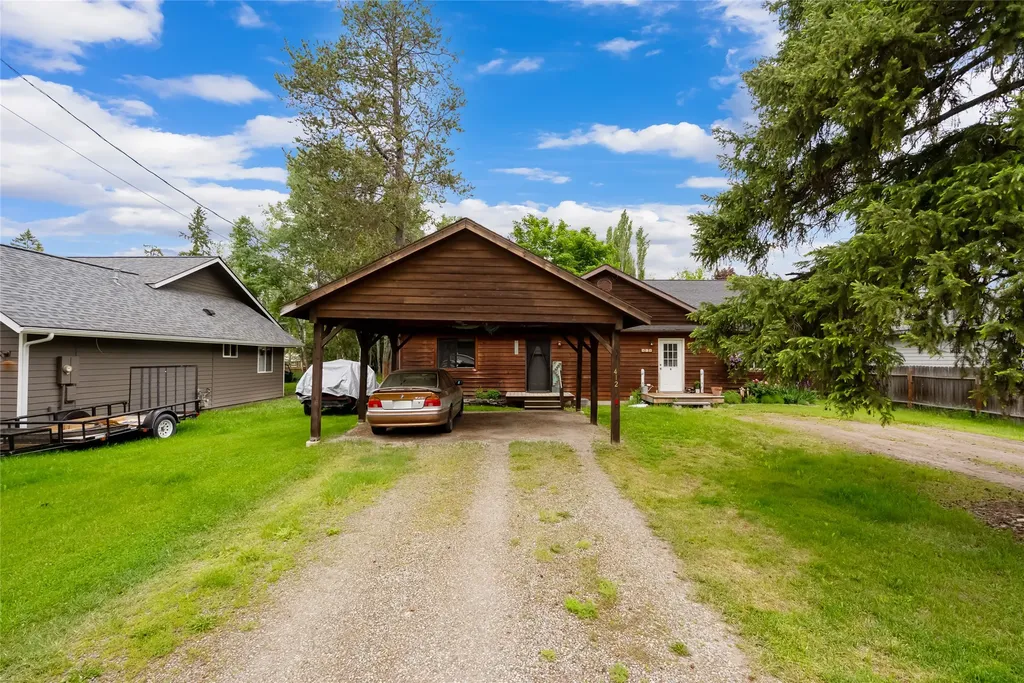 412 W 8th Street Whitefish MT 59937
