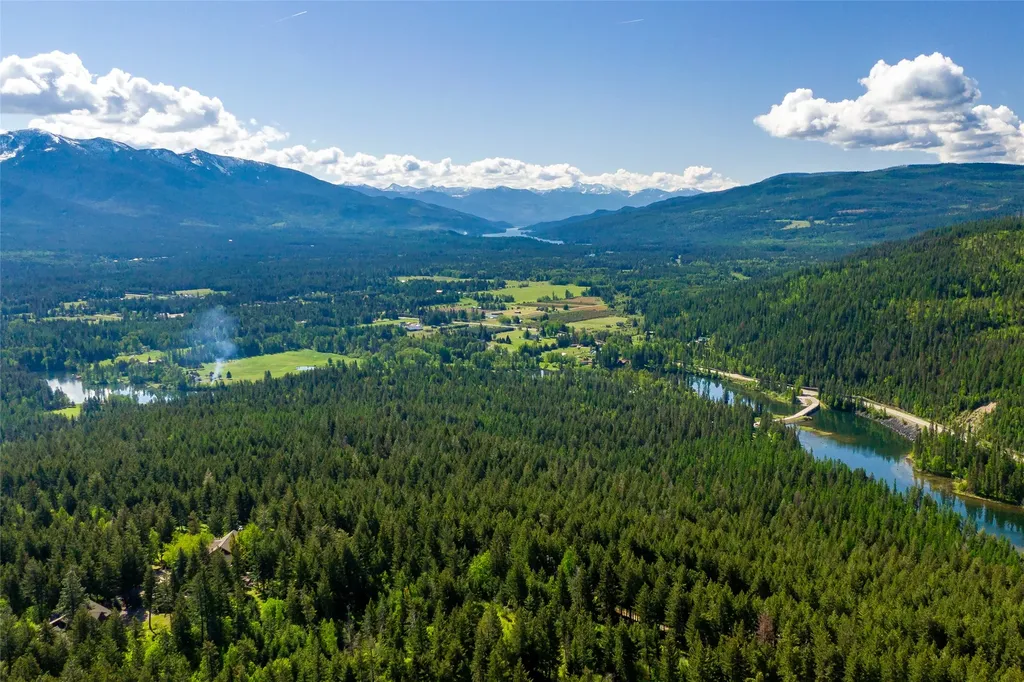 25 Starview Drive Bigfork MT 59911