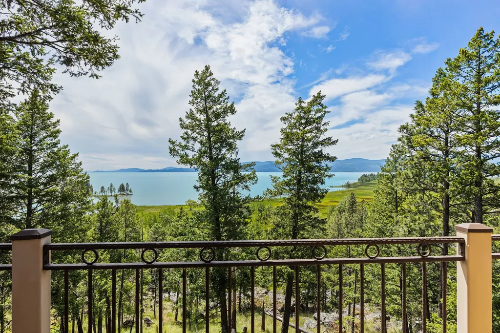 Nhn Eagle Bend Drive Bigfork MT 59911