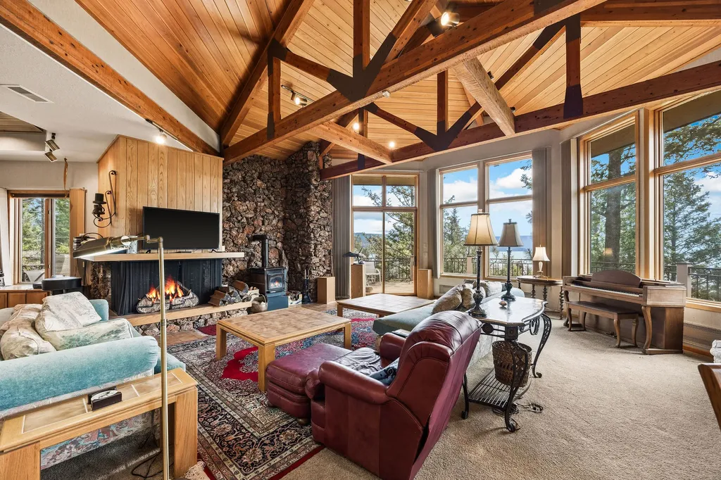Nhn Eagle Bend Drive Bigfork MT 59911