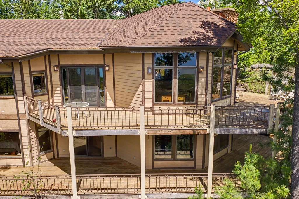 Nhn Eagle Bend Drive Bigfork MT 59911