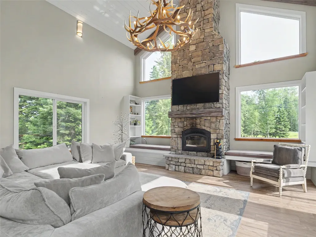 28012 Meadow Creek Road Bigfork MT 59911
